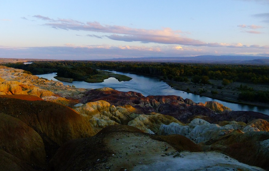 �����ɡ����ء���ɽ��ء� �߲��ŵ�����ɳ���������� ��ʲ�ų�10����